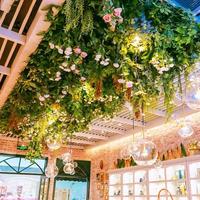 Décoration de plafond : Fleurs artificielles décoratives pour mariages et restaurants, aménagements floraux naturels, articles de décoration haut de gamme
