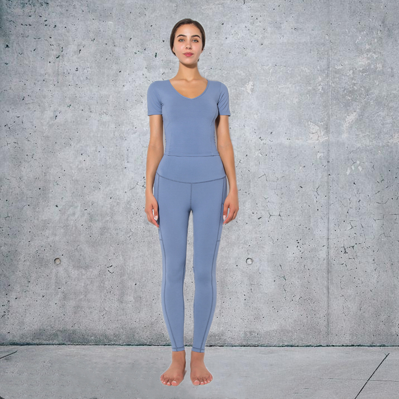 Hot  Yoga Set 4 colors fitness Fashion Modern Breathable Workout Clothing Women Active Wear  hygroscopic  Popular