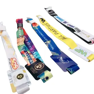 Pulseiras VIP promocionais personalizadas de poliéster com logotipo personalizado com impressão colorida adequadas para eventos de festivais