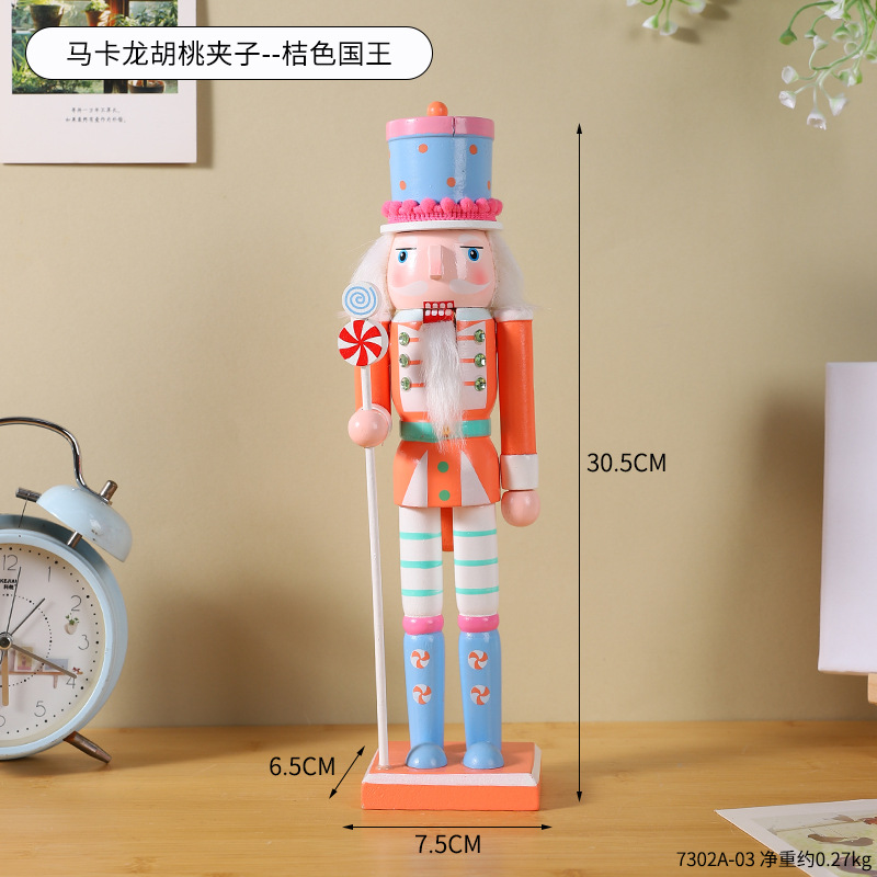 7302A-03 Cascanueces Macaron - El Rey Naranja