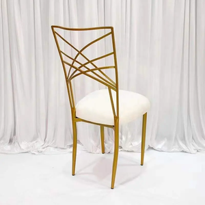 Silla Camaleón Acolchada de PU Blanca con Estructura de Hierro para Banquetes de Boda de Lujo y Asientos Apilables para Eventos en Salones de Hotel - Product Image 4