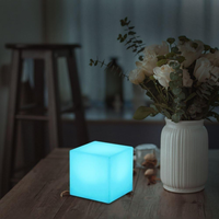 Lumière de nuit LED cube à changement de couleur avec logo personnalisé, lumières LED modernes en forme de dés magiques, télécommande, batterie E26 pour décorations