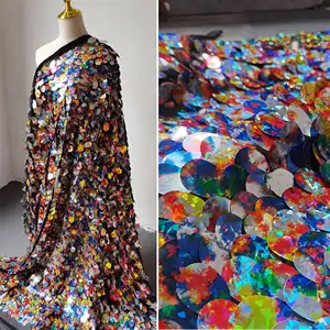 Tissu de maille de paillettes de Lurex Paillette de Style argenté holographique de <span class=keywords><strong>disco</strong></span> pour la tapisserie d'ameublement de maison de vêtement - Product Image 1