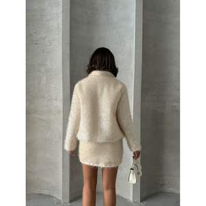 Manteaux Formels Grande Taille en Gros avec Paillettes, Franges, Diamants, Fourrure, Hiver, Longs, à Capuche, Taille XL, Imprimé Patchwork Tendance - Product Image 3