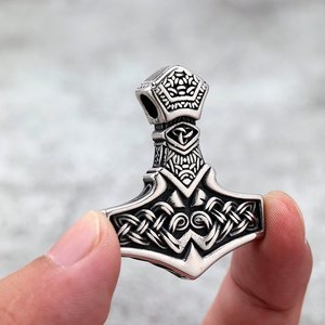 yunnique Vintage Stainless Steel Men's Thor Hammer Pendant <b>Necklace</b> With <b>Celtic</b> Knot Design For Gift And Clothing Matching - Product Image 4