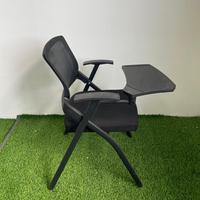 Chaise de conférence ergonomique en maille noire avec tablette d'écriture pour salle de réunion et bureau – Vente en gros