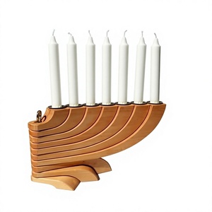 Candelabro de Madera para Hanukkah de 9 Velas, Minimalista, Hecho a Mano, Decoración Religiosa para Mesa, Hogar, Navidad - Product Image 2