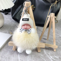 Porte-clés Poupée Endormie - Pendentif en Peluche Pompon Doux
