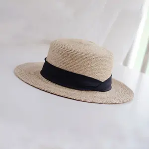 Wholesale High Quality Fashion Style Natural Raffia Flat Top Hat Spring Summer Leisure Sun Protection Vacation Beach Raffia Hat