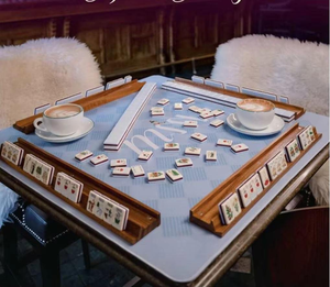 2026 Ensemble de Mahjong Américain Thème Ski de Luxe en Acrylique Bleu 160 Tuiles avec Pieds Pliants Portables Prêt à Expédier - Product Image 2
