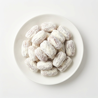 Dattes rouges fourrées aux amandes de marque privée, enrobées d'un glaçage crémeux au lait, collations saines aux noix