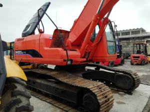 รถขุด DH225 Doosan มือสองผลิตในประเทศเกาหลี - Product Image 3