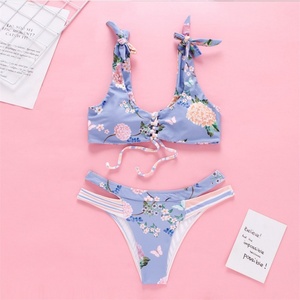 Tendances 2025 : Maillot de bain 2 pièces en tissu uni, séchage rapide, push-up, bandeau asymétrique, haut tube et string en V pour femme - Product Image 3