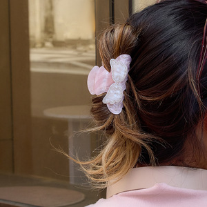 Pink Acetate Shark <b>Clip</b> With Wing Design For Women Daily Use - Product Image 3