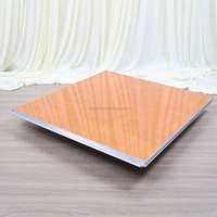 Vente Flash : Plancher de Danse Modulable en Aluminium Ignifuge, Style Classique et Luxueux, Idéal pour la Décoration de Mariages et la Location