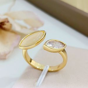 Anello Aperto a Forma di Rombo con Dettagli Scintillanti, Design Creativo, Accessori di Moda per Donne - Product Image 5