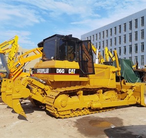 Bulldozer sur chenilles Caterpillar CAT D6G d'occasion, état quasi neuf (98%), qualité fiable, prix avantageux, en stock, à vendre. - Product Image 1