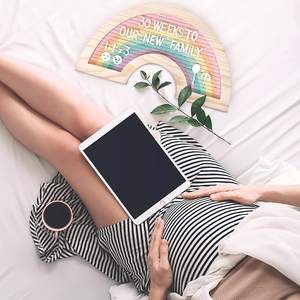 Planche à lettres en bois peint arc-en-ciel lettres modifiables lettres en feutre pour bébé annonces tenture murale décor idées d'étape - Product Image 3