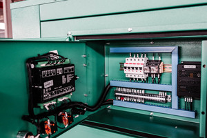 เครื่องกำเนิดไฟฟ้าแบบเงียบ ป้องกันเสียงรบกวน 100KW 200KW 300KW 400KW 500KW ระบายความร้อนด้วยน้ำ 3 เฟส เครื่องกำเนิดไฟฟ้าอุตสาหกรรม รุ่น TP-S200 Gen - Product Image 4