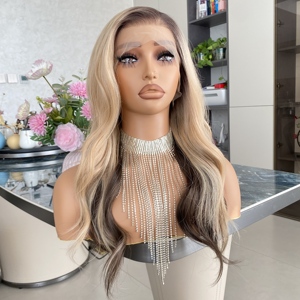Perruques synthétiques sans colle, résistantes à la chaleur, avec dentelle transparente 13x6, ondulations naturelles, blondes, 18 pouces - Product Image 6