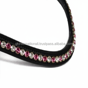 Fourniture en gros d'équipement de cheval fait à la main toutes les formes de cristaux strass bande de front de cheval décorative en cuir pour bride - Product Image 1