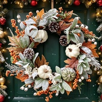 Guirlande de Noël écologique de luxe en plastique avec feuilles de fleurs, citrouilles, pommes de pin et baies pour décoration intérieure
