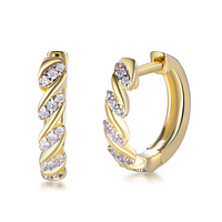 Boucles d'oreilles Huggie en argent 925 torsadé Kirin avec moissanite D VVS, magnifiques, hypoallergéniques, plaqué bicolore, bijoux fins