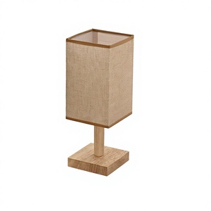Lampada da Tavolo Moderna in Stile Nordico per Bambini, Luce Notturna con Telecomando, Calligrafia Artigianale su Tessuto di Lino e Bambù - Product Image 4