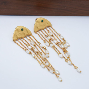 ต่างหูขอบไข่มุกธรรมชาติรูปแมงกะพรุนทำจากทองเหลืองชุบทองแท้24K สุดหรู - Product Image 5