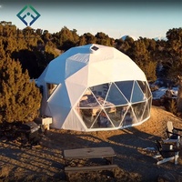 6m meilleur choix pour le camping en plein air d'hiver Igloo géodésique maison dôme préfabriquée de luxe tente dôme de glamping avec cheminée et salle de bain