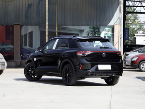 VW <span class=keywords><strong>T</strong></span>-<span class=keywords><strong>ROC</strong></span> 2026 300TSI DSG 2WD Edizione Starlight 1587 - Product Image 5