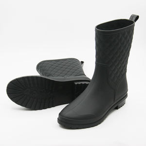 Bottes <span class=keywords><strong>Wellington</strong></span> pour femmes, directement <span class=keywords><strong>de</strong></span> l'usine, personnalisables, en caoutchouc PVC, bottes en caoutchouc mi-mollet, imperméables, bottes <span class=keywords><strong>de</strong></span> pluie pour femmes - Product Image 5