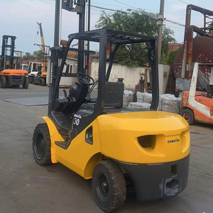 Montacargas Usado KOMATSU FD30-17 FD50 FD80 con Motor Diésel, Excelente Relación Calidad-Precio, Mástil de Tres Secciones de 1000 mm - Product Image 1