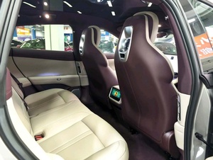 <span class=keywords><strong>Xiaomi</strong></span> YU7 Edición Estándar 2026 Usado, SUV Eléctrico Puro, Ultra Bajo Kilometraje 2600KM, Pintura Original, Coche Eléctrico de Segunda Mano - Product Image 5