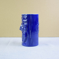 Mug Tiki en céramique bleu foncé 3D gaufré, motif tribal fureur, pour cocktail hawaïen, idéal pour bar Tiki