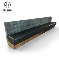Ensemble de mobilier de restaurant en bois Ron Group : canapé, table et banquette pour café, fast-food et commerce