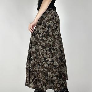 Jupe longue en satin personnalisée OEM, imprimé léopard sexy, taille haute élastique, style vintage soyeux, respirante, tricotée - Product Image 2