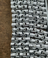 Fabrication de raccords d'arbre personnalisés en acier inoxydable 42 Crmo en aluminium à double joint universel