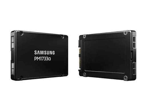 PM1733 Enterprise Internal NVMe SSD PCIe 4.0 U.2 U.3 960G Server Data Center