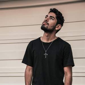 Silberne Kreuz-Halskette für Herren, Edelstahl-Anhänger, gotischer christlicher Schmuck im trendigen Stil für Damen - Product Image 3