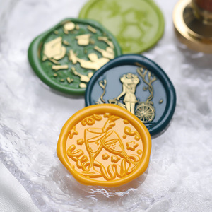 <span class=keywords><strong>Série</strong></span> de produits de <span class=keywords><strong>saison</strong></span> pour la remise des diplômes en gros : Enveloppe, Chapeau de diplômé, Uniforme de bachelier, Sceau de cire pour voyage de remise des diplômes - Product Image 2