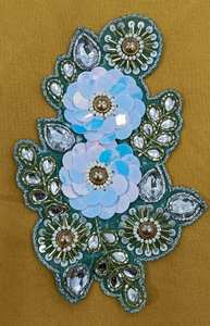 Vente chaude femmes robe de mariée accessoires fer à repasser Sequin broderie perlée à la main Chenille tissu Patch prix de gros - Product Image 6