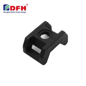 Industriale nero forte filo di plastica in Nylon fermaglio di montaggio Clip fabbricazione Oem morsetto rapido <span class=keywords><strong>per</strong></span> profilo in alluminio - Product Image 1