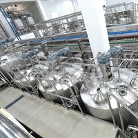 Cuve de mélange en acier inoxydable de haute qualité 200L 500L 1000L avec agitateur à vis pour le traitement des produits chimiques, contrôle PLC, certifiée CE/ISO
