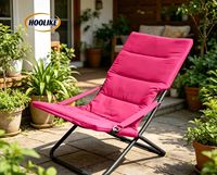 Chaise longue pliante portable moderne avec structure métallique, siège en coton et tissu polyester pour la plage, la terrasse et le bord de la piscine