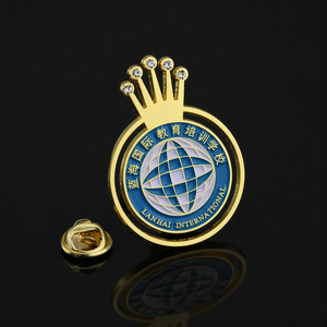 Collection <span class=keywords><strong>de</strong></span> badges métalliques 3D personnalisés <span class=keywords><strong>de</strong></span> qualité supérieure, épingles <span class=keywords><strong>de</strong></span> revers <span class=keywords><strong>en</strong></span> émail, motifs bouclier rond, croix, tête <span class=keywords><strong>de</strong></span> <span class=keywords><strong>lion</strong></span>, finitions or et argent antique, pour souvenirs - Product Image 4