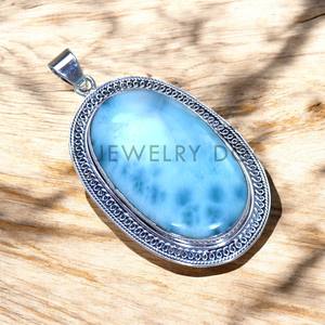 Pierre précieuse Larimar taille ovale naturelle gros pendentifs en argent serti de lunette en argent Sterling 925 gros pendentifs fins cadeau pour elle - Product Image 1