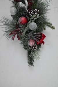 Factory Customized Artificial Decorative Swags <b>Wall</b> <b>Tree</b> Decorative <b>Christmas</b> Swag for Door - Product Image 4