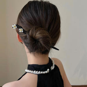 Barrette à cheveux en <span class=keywords><strong>bois</strong></span> de style chinois, faite à la main, avec perles de fleurs, <span class=keywords><strong>pour</strong></span> femmes - Product Image 4