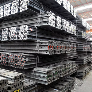 Fábrica personalizada varias especificaciones precio bajo Cr73 R65 R60 R59 Q235b etc carril de acero vía qu70 ferrocarril - Product Image 5